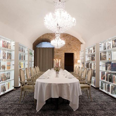 Hotel Le Place D'Armes - Relais & Chateaux Luxembourg Bagian luar foto