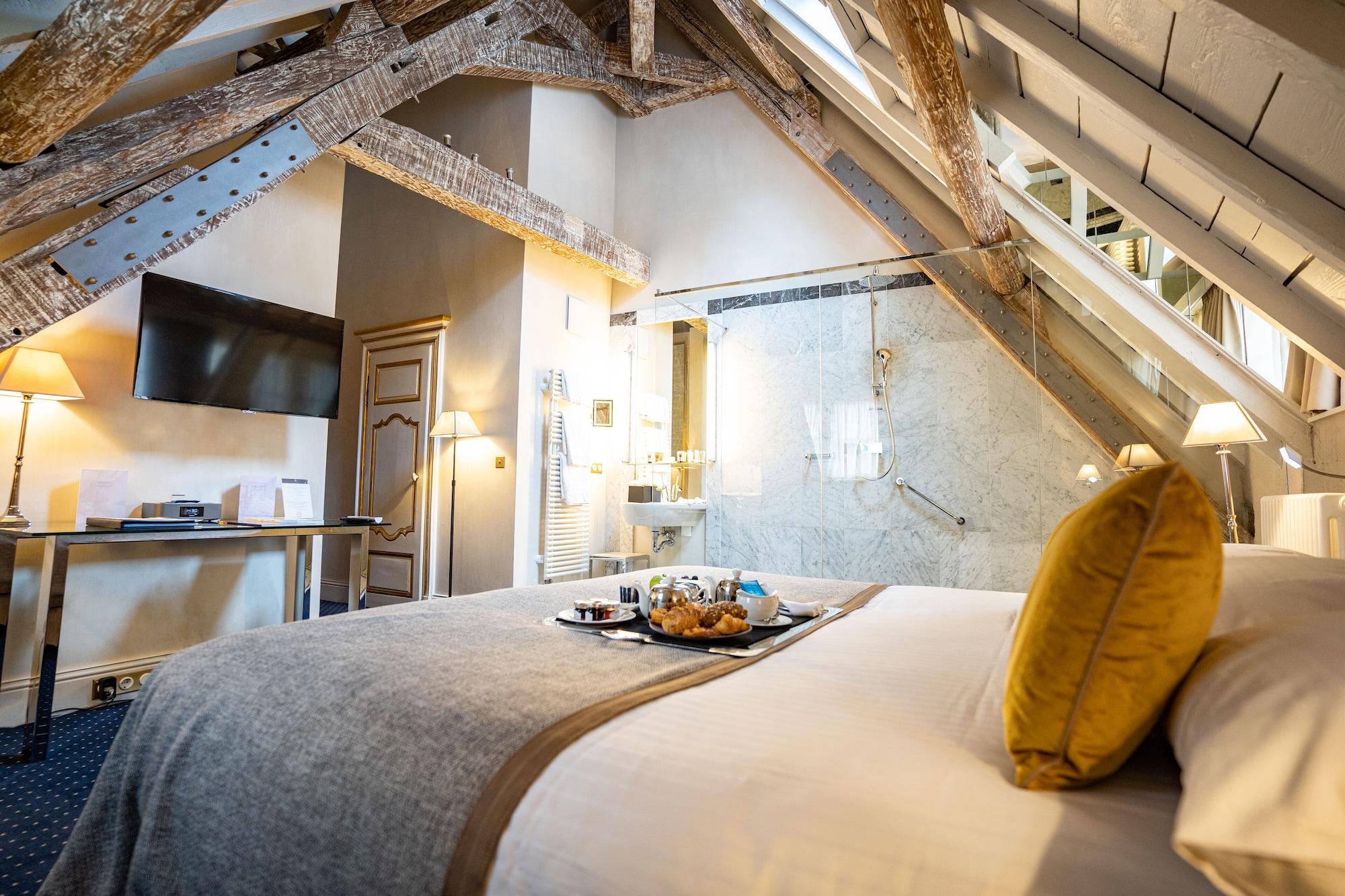 Hotel Le Place D'Armes - Relais & Chateaux Luxembourg Bagian luar foto