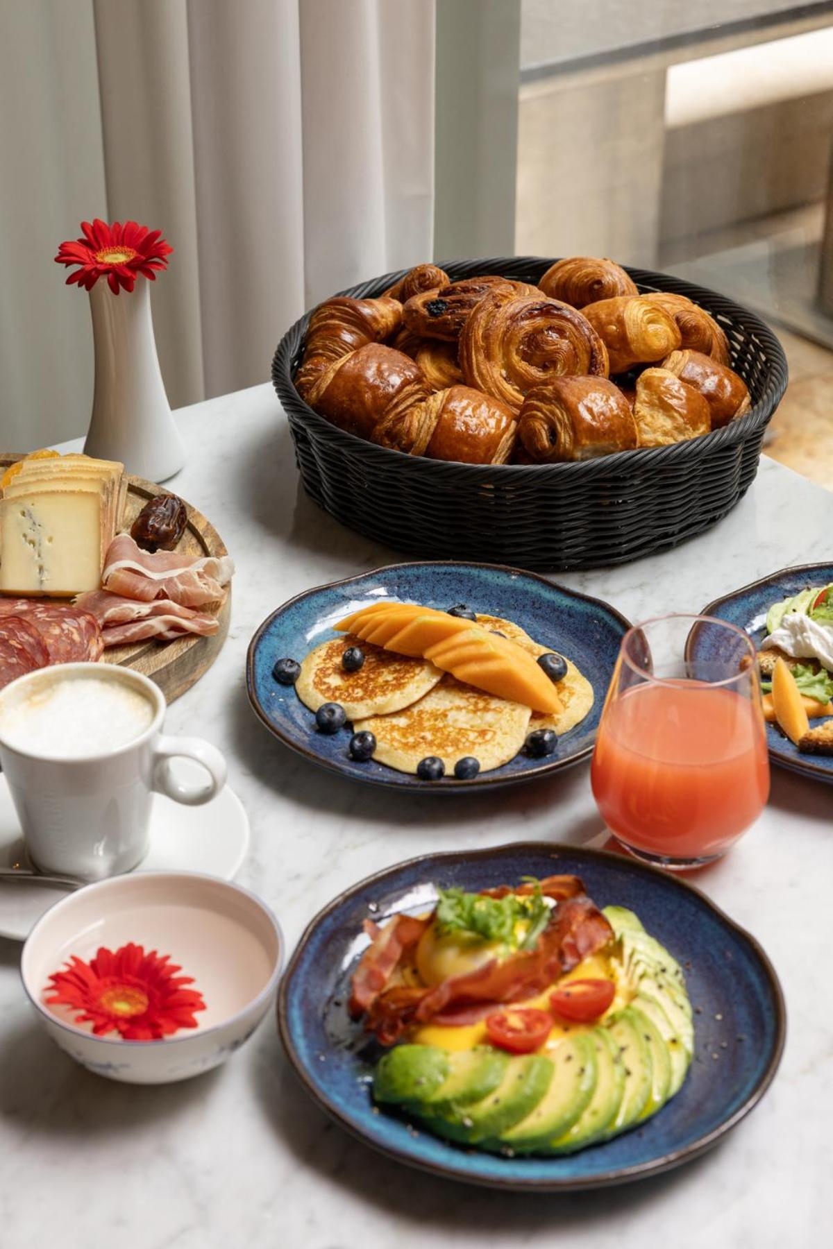 Hotel Le Place D'Armes - Relais & Chateaux Luxembourg Bagian luar foto