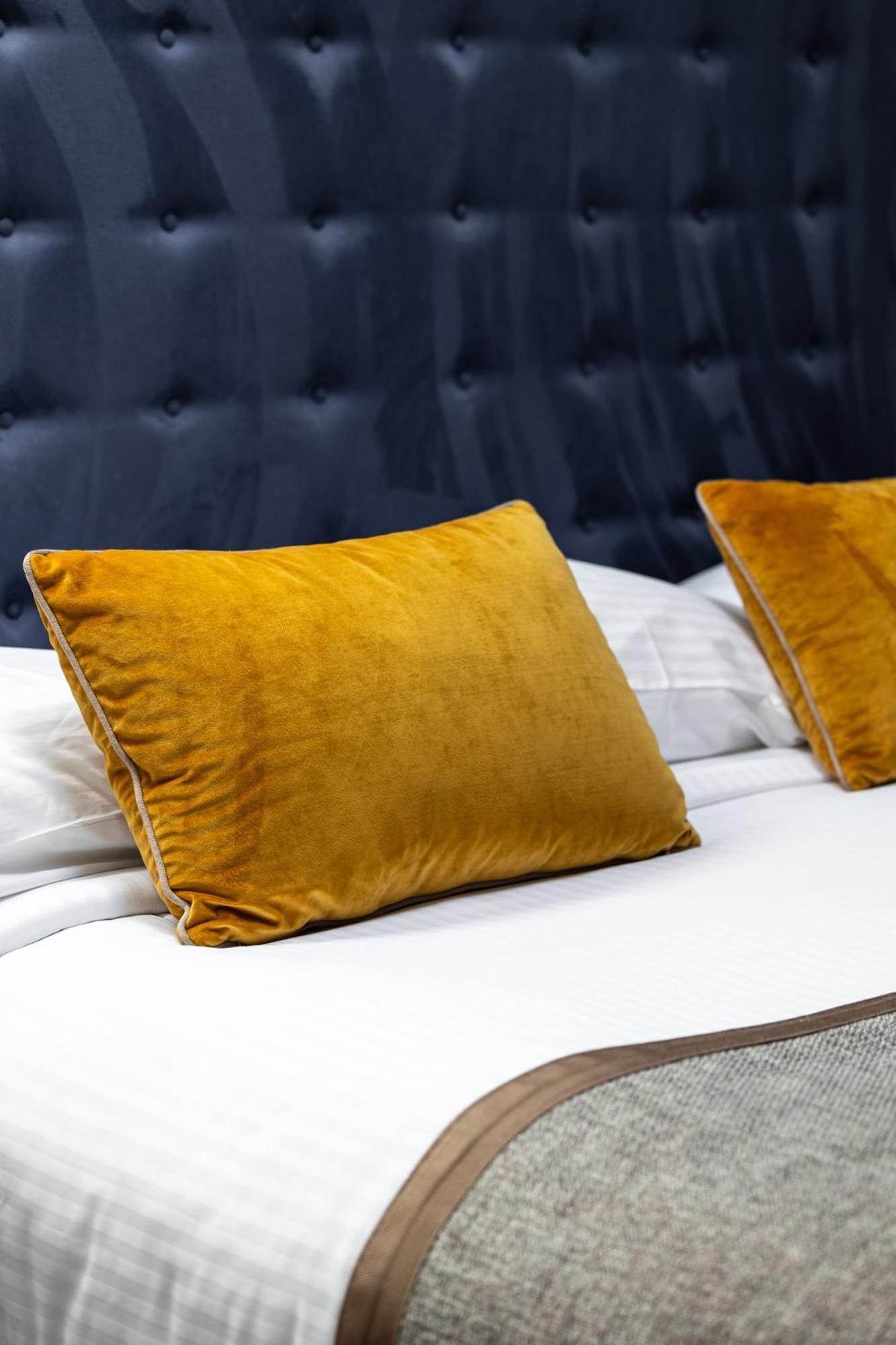Hotel Le Place D'Armes - Relais & Chateaux Luxembourg Bagian luar foto