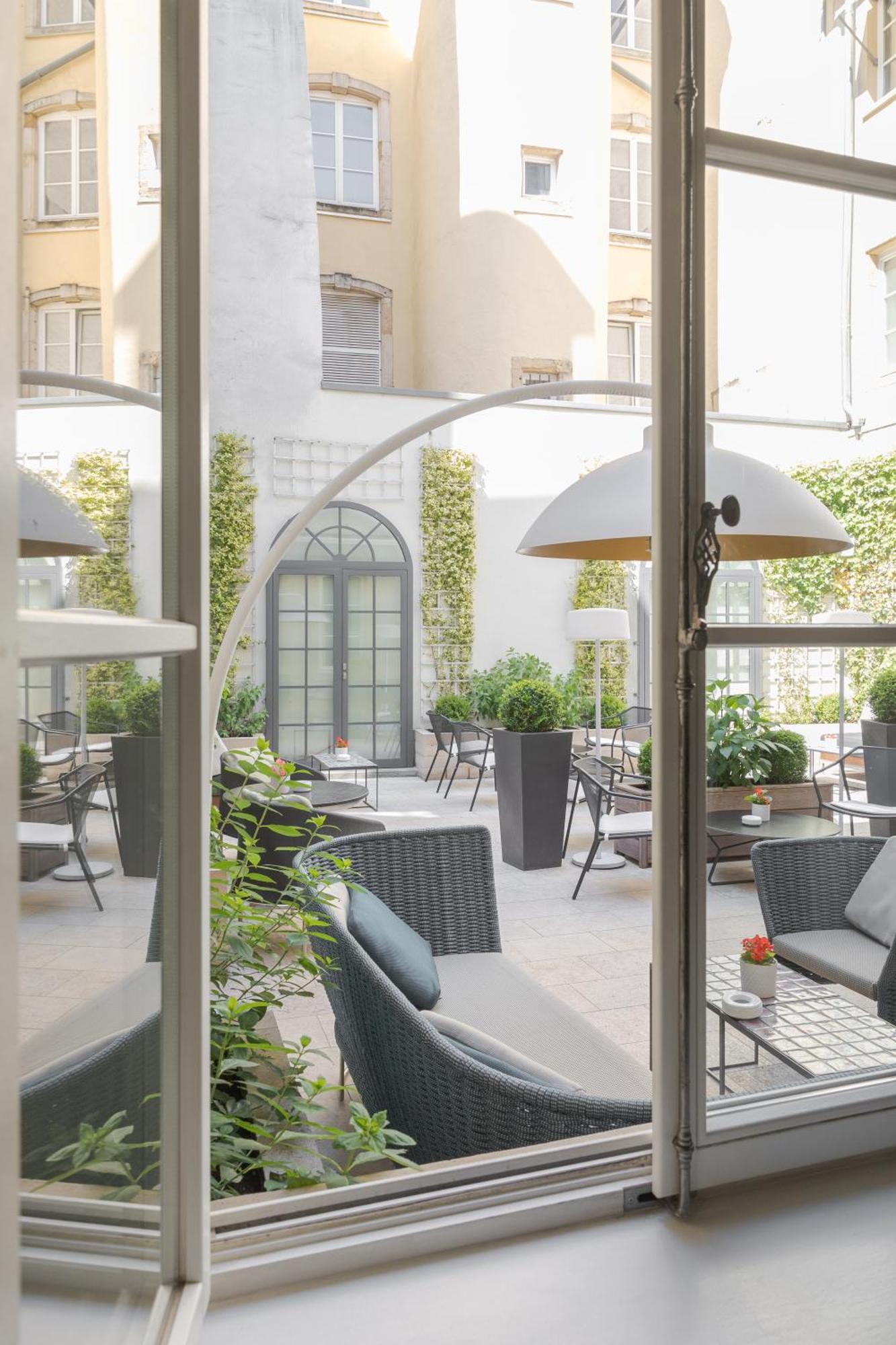 Hotel Le Place D'Armes - Relais & Chateaux Luxembourg Bagian luar foto