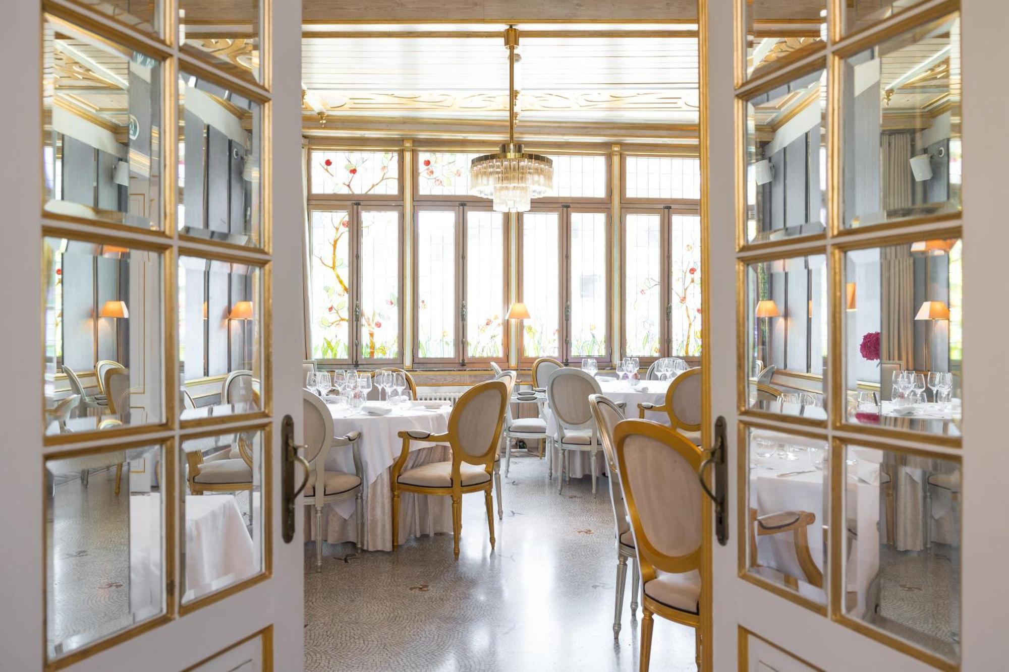 Hotel Le Place D'Armes - Relais & Chateaux Luxembourg Bagian luar foto